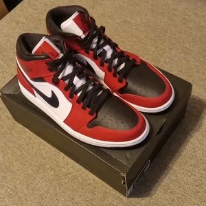Jordan 1 Chicago Black Toe (black/Gym Red) size 13